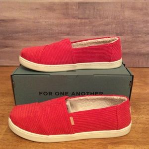 TOMS CORDUROY FLATS SALMON PINK NEW